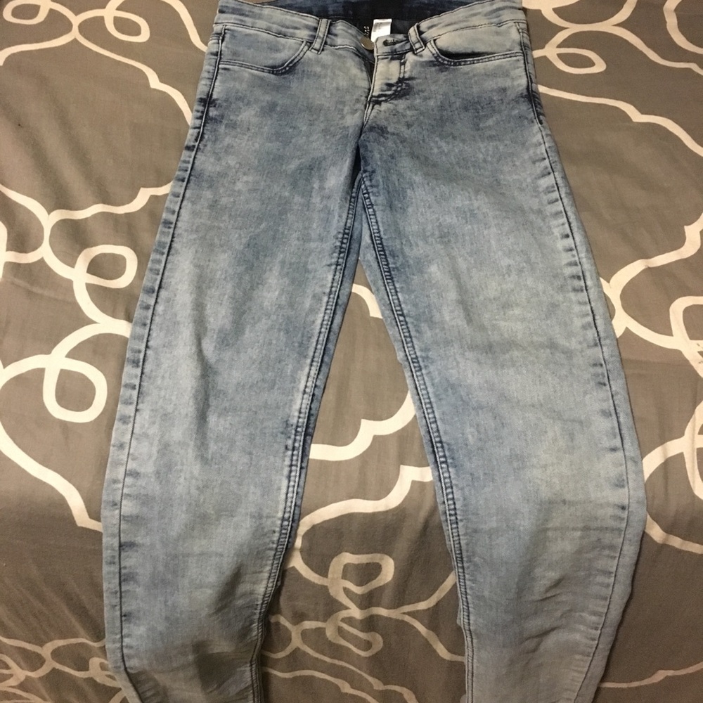 Acid wash jeans